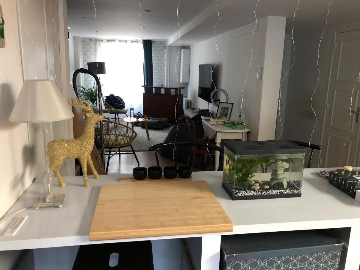 Agreable Maison De Ville ,Calme Avec Tous Les Commerces A 150M شيربوغ أون كوتننتين المظهر الخارجي الصورة