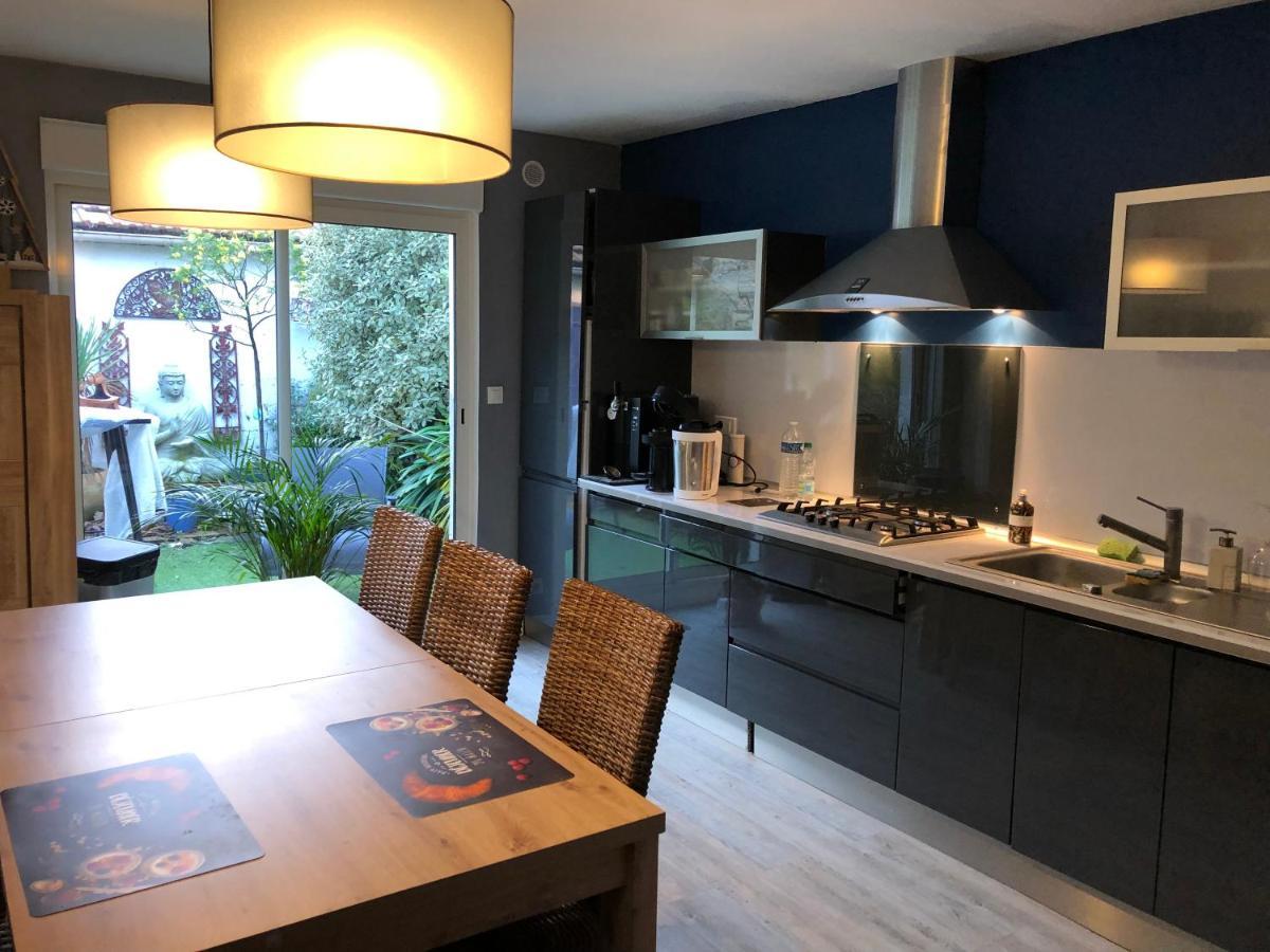 Agreable Maison De Ville ,Calme Avec Tous Les Commerces A 150M شيربوغ أون كوتننتين المظهر الخارجي الصورة